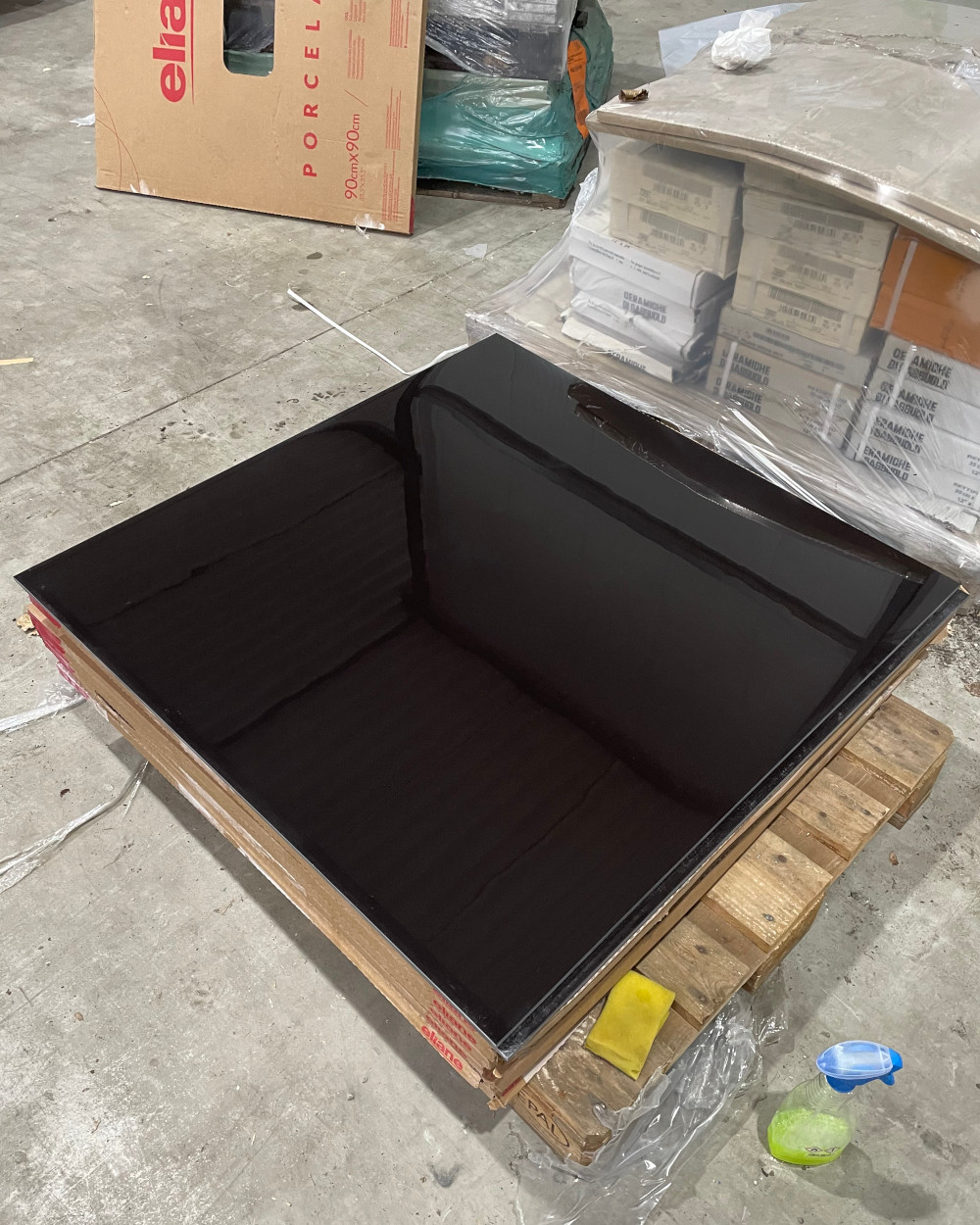 14,58 m² Restposten 90x90 cm | Boden- und Wandfliesen Schwarz Glänzend